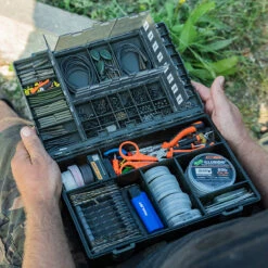 Fox Edges Medium Tackle Box 9 Fox Edges Medium Tackle Box -KORA Winkel 0afe0c93e1c7441c8e7f3d162219e694